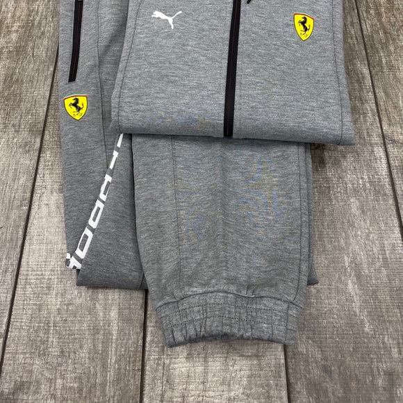 Puma ferrari Motorsport jacket and pant set - Picture 2 of 3